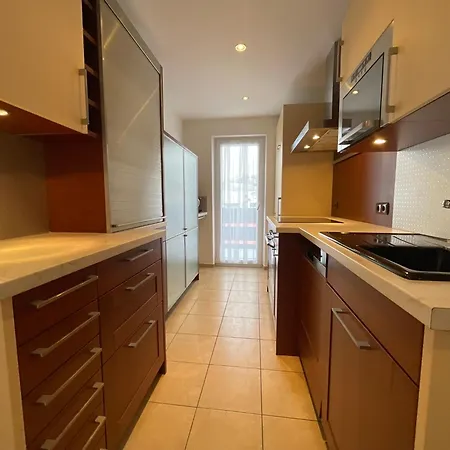Antoni Apartements